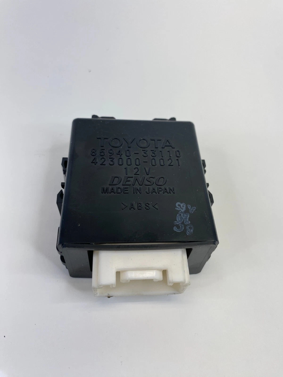 2002 2003 Lexus ES300 Windshield Wiper Computer Control Module Relay 85940-33110