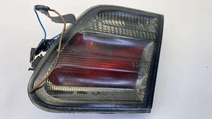 1998 1999 MERCEDES-BENZ E430 REAR RIGHT INNER TAIL LIGHT TAILLIGHT AFTERMARKET
