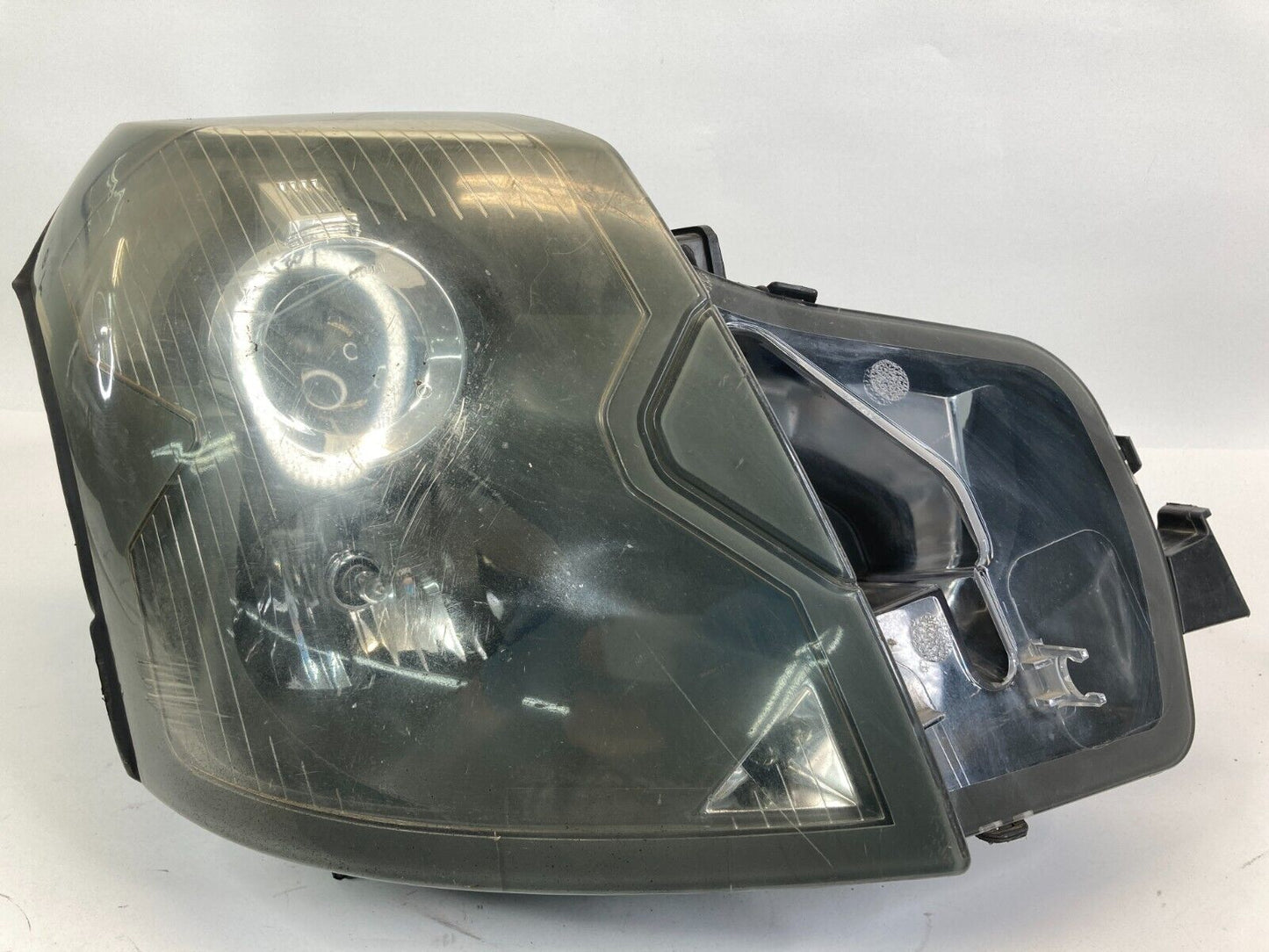 2003-2007 Cadillac CTS Sedan Right Side Headlight Headlamp Halongen GM329-B101R