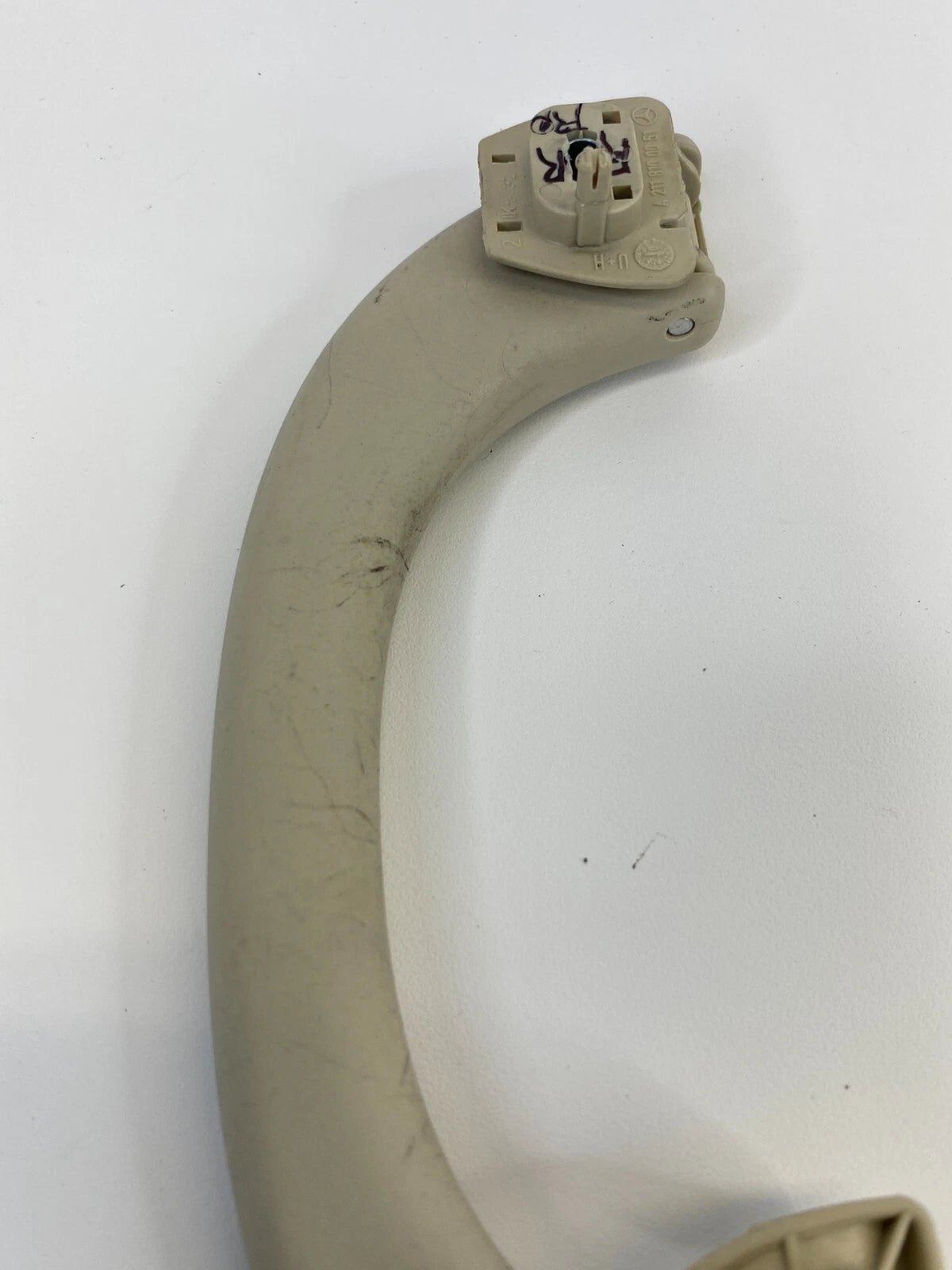 2003-2006 MERCEDES BENZ E500 REAR RIGHT ROOF GRAB GRIB HANDLE A211-810-00-51 OEM