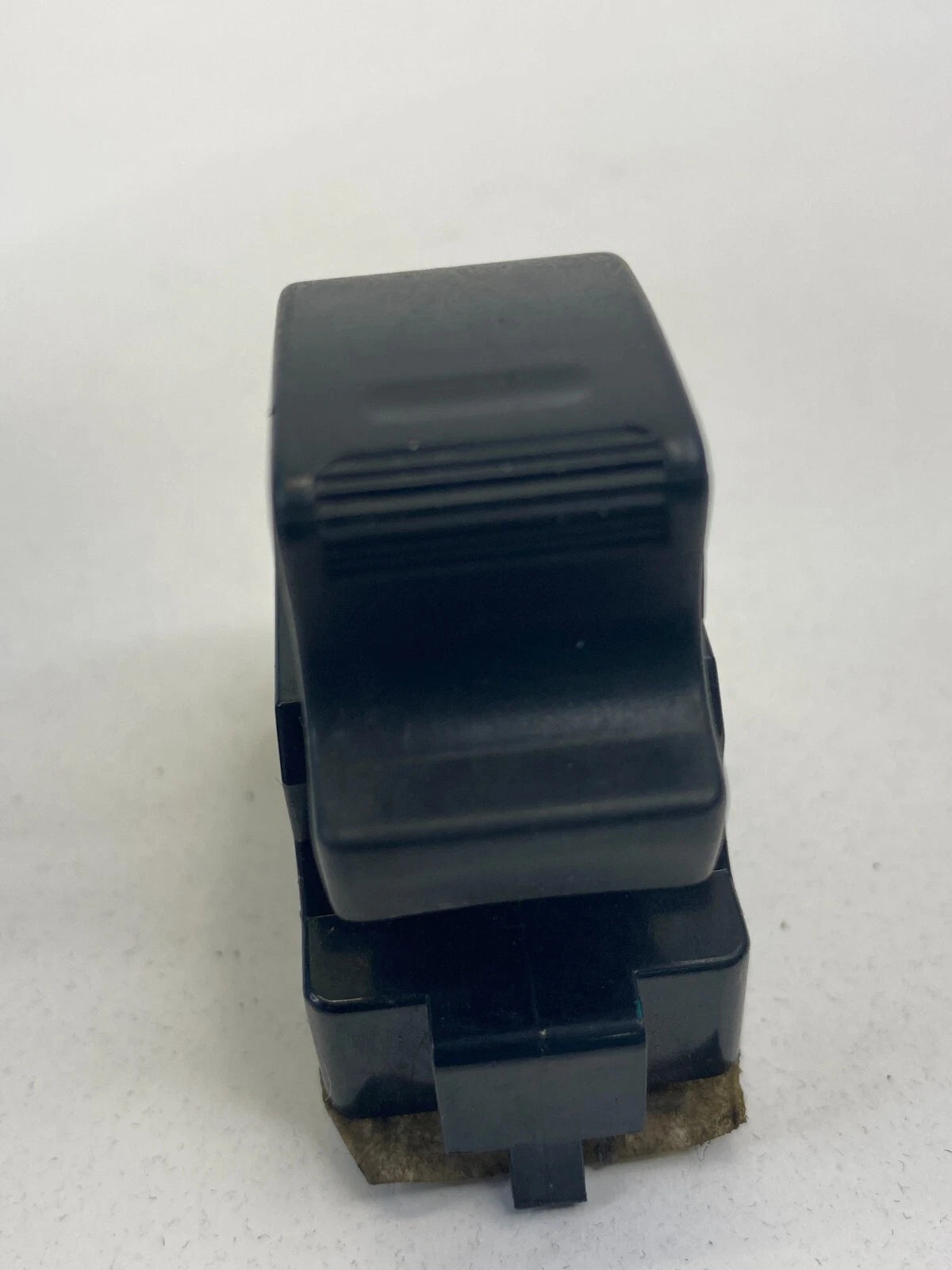 1992-1996 TOYOTA CAMRY SEDAN 4DR REAR LEFT BACK SIDE DOOR POWER WINDOW SWITCH
