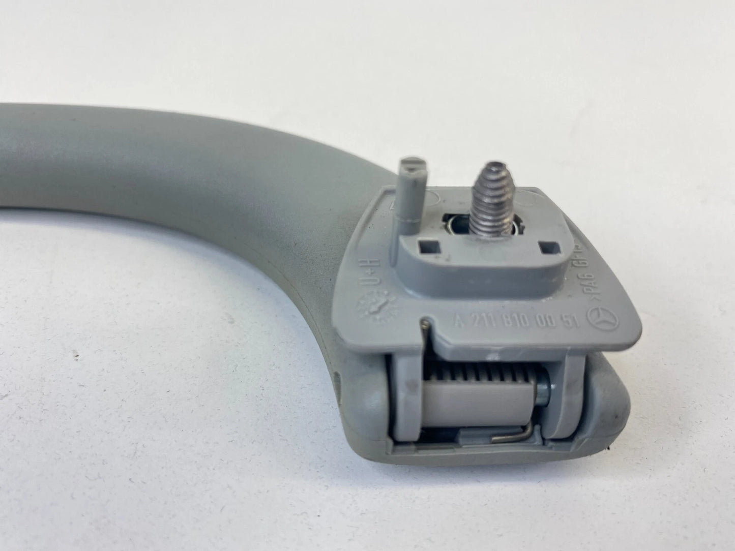 03-09 MERCEDES BENZ E320 SEDAN FRONT LEFT ROOF GRAB GRIB HANDLE A2118100051 OEM