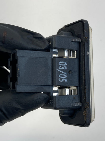 06 Mercedes-Benz CLS500 07-11 CLS550 Trunk License Light Lamp A203-820-02-56 OEM