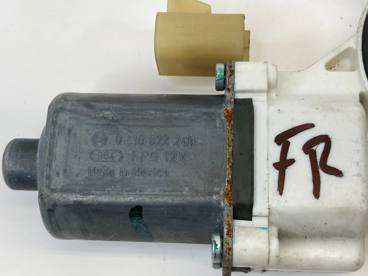 2004-2012 CHEVROLET MALIBU FRONT RIGHT SIDE DOOR WINDOW MOTOR 0130822249 OEM