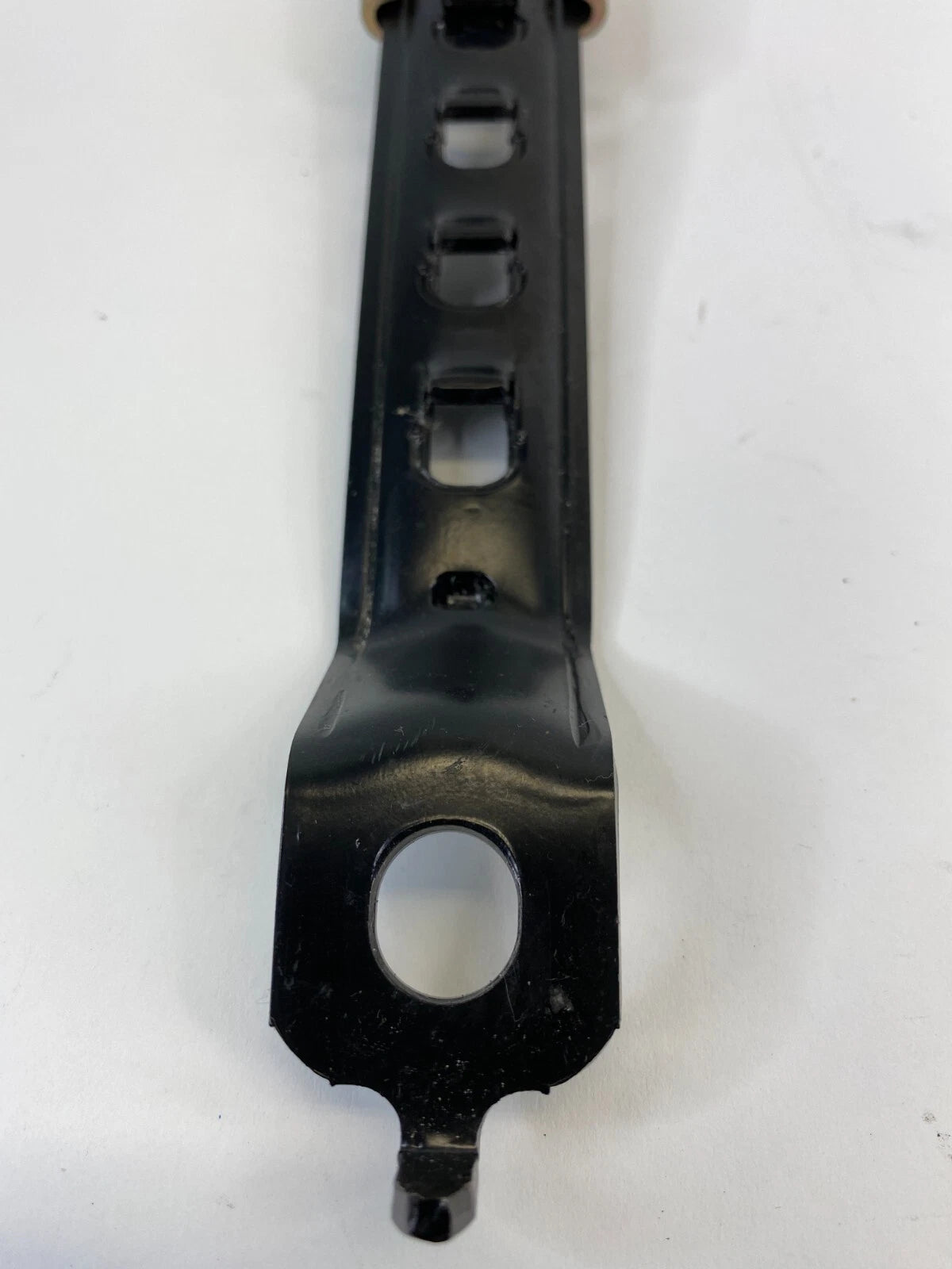 2001-2007 TOYOTA SEQUOIA FRONT LEFT OR RIGHT SEAT BELT HEIGHT ADJUSTER ASSEMBLY