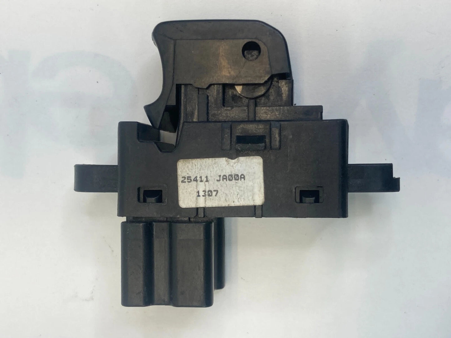 07-12 NISSAN ALTIMA SEDAN REAR DOOR POWER WINDOW SWITCH BUTTON 25411-JA00A OEM