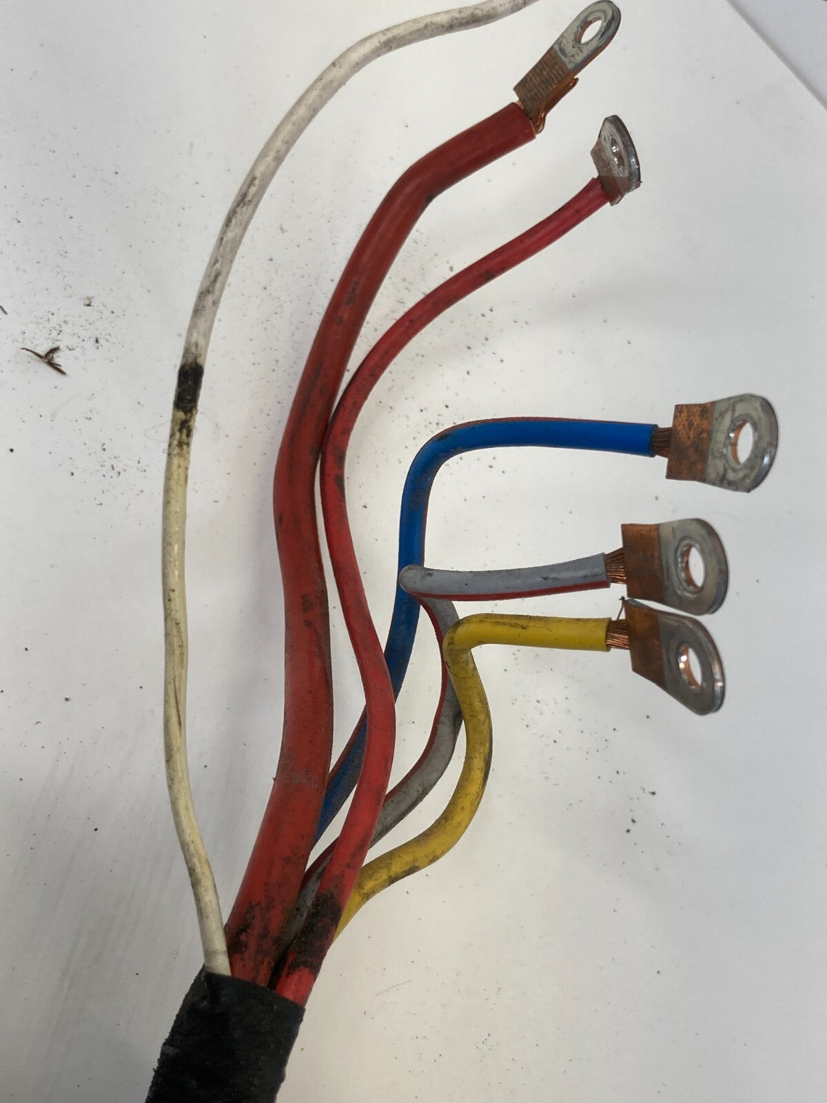 13 14 Ford Focus 2.0L L4 16V Engine Compartment Junction Fuse Box AV6T-14A142-AB