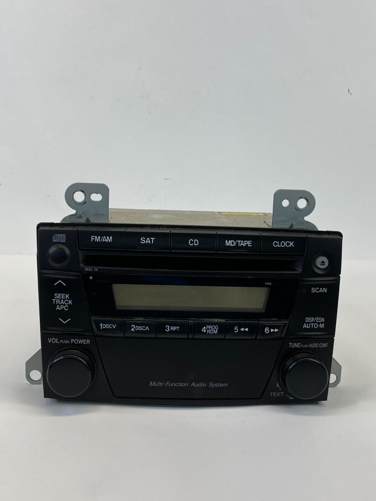 2004 2005 2006 Mazda MPV Radio AM/FM Receiver CD Disc Player LE43669R0 OEM