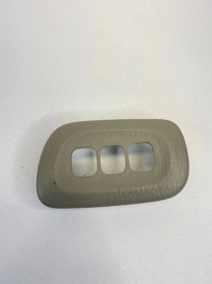 01-03 INFINITI QX4 FRONT LEFT DRIVER POWER SEAT MEMORY SWITCH BEZEL COVER TRIM