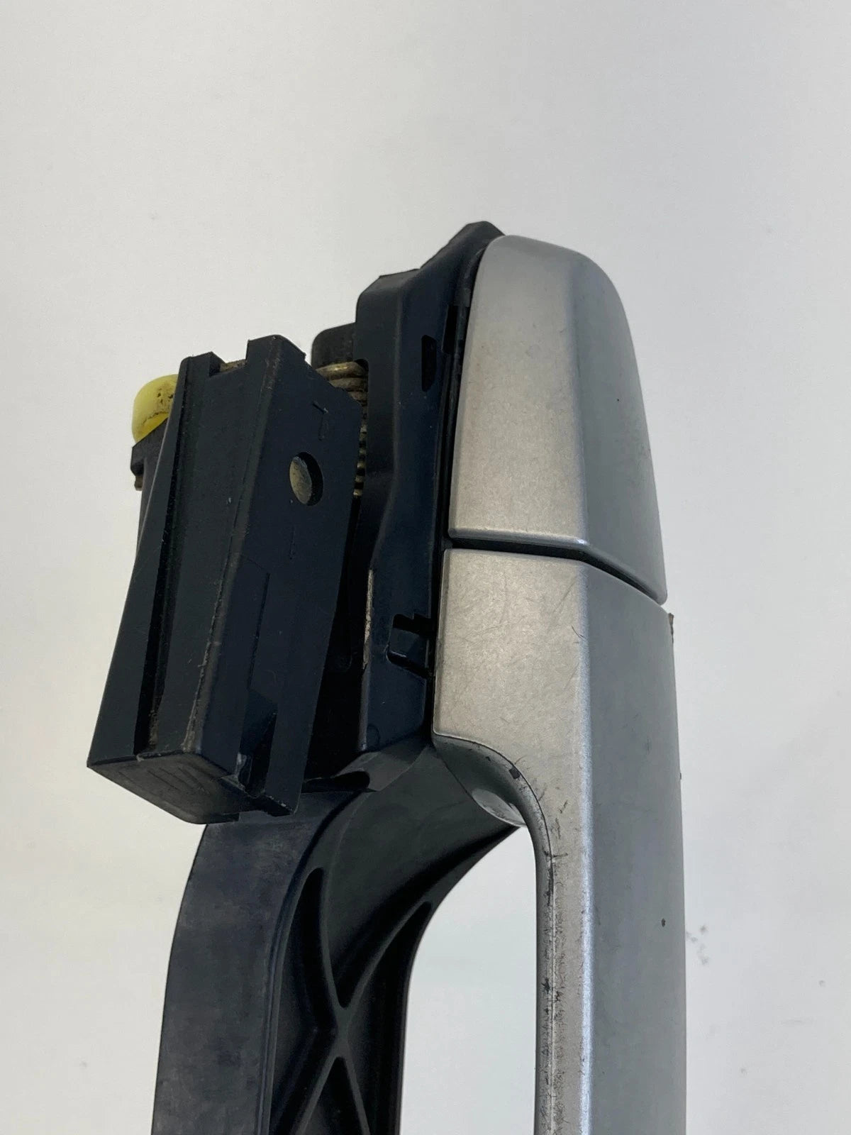 2002-2006 TOYOTA CAMRY REAR LEFT DRIVER SIDE EXTERIOR DOOR HANDLE ASSY OEM