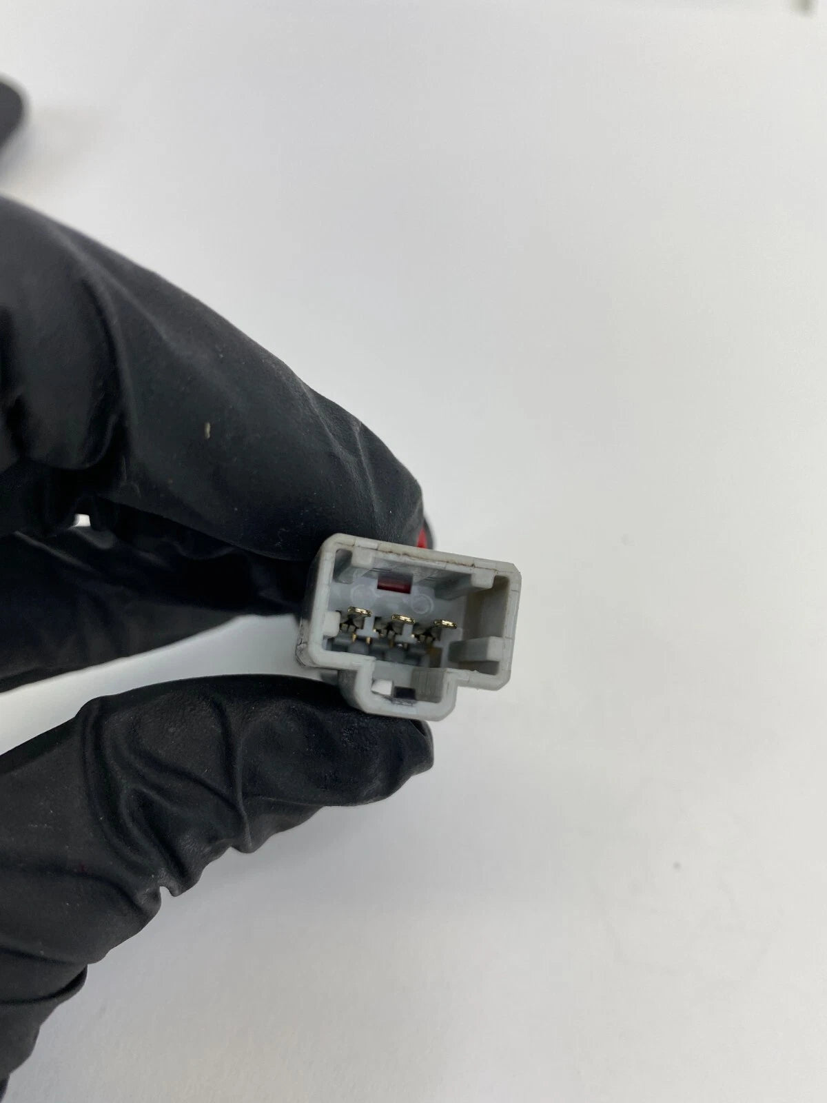 2002-2004 HONDA ODYSSEY FRONT RIGHT PASSENGER SIDE SEAT BELT BUCKLE RH NSB1097