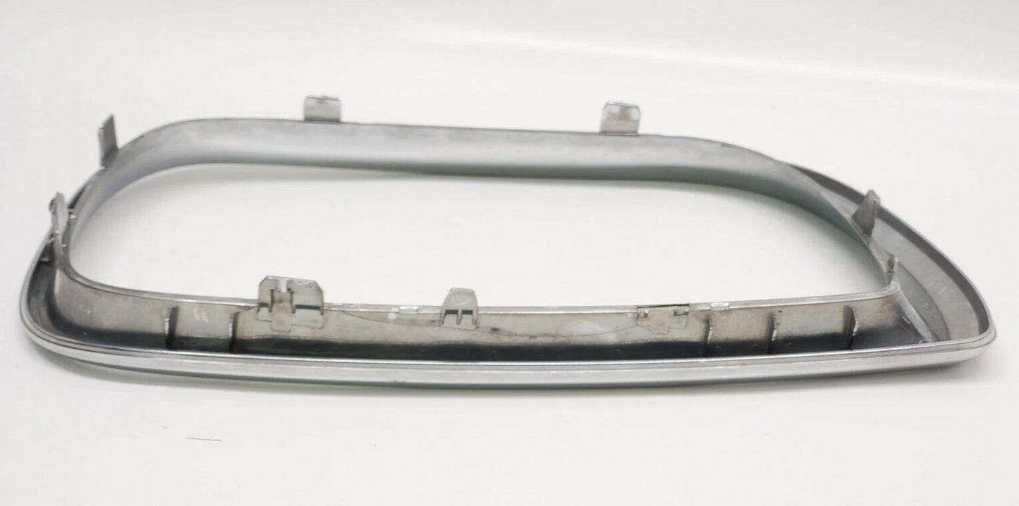 2002-2005 BMW 325I FRONT LEFT SIDE GRILL GRILLE BEZEL TRIM CHROME 51137030549