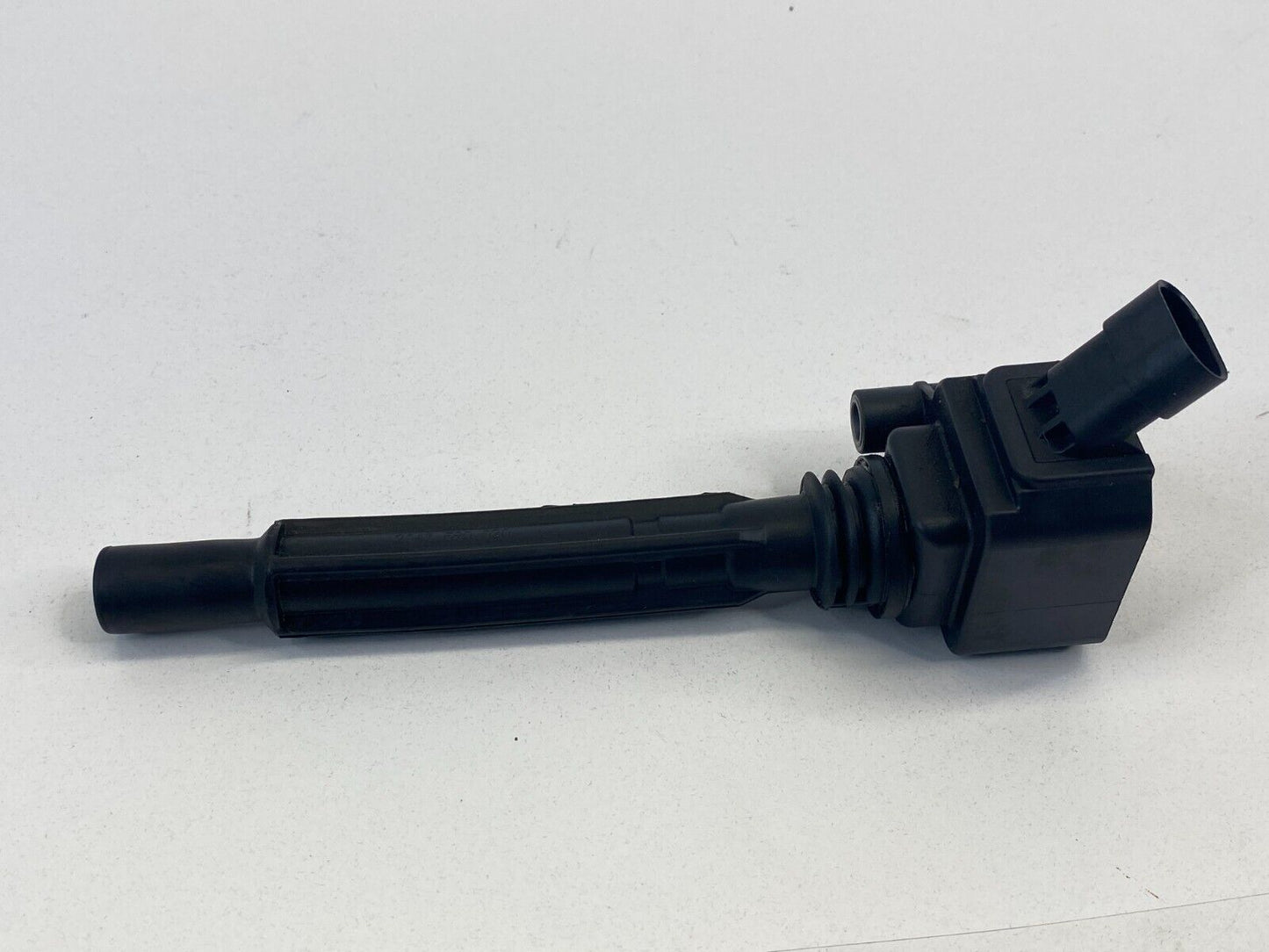 2013-2016 Dodge Dart Ignition Coil Assembly 680819 14AB OEM