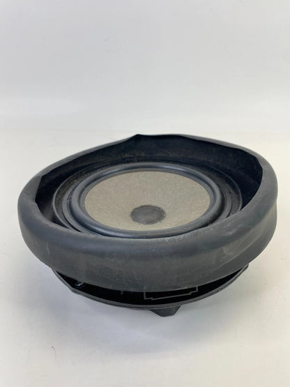 2003-2010 VW NEW BEETLE REAR PANEL AUDIO SPEAKER ASSY 1C0-035-411-F OEM