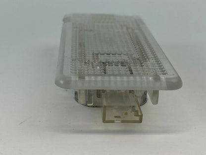 98 BMW 740IL 04-07 BMW 530I 525I COURTESY LAMP GLOVE BOX LIGHT ASSY 63318360588