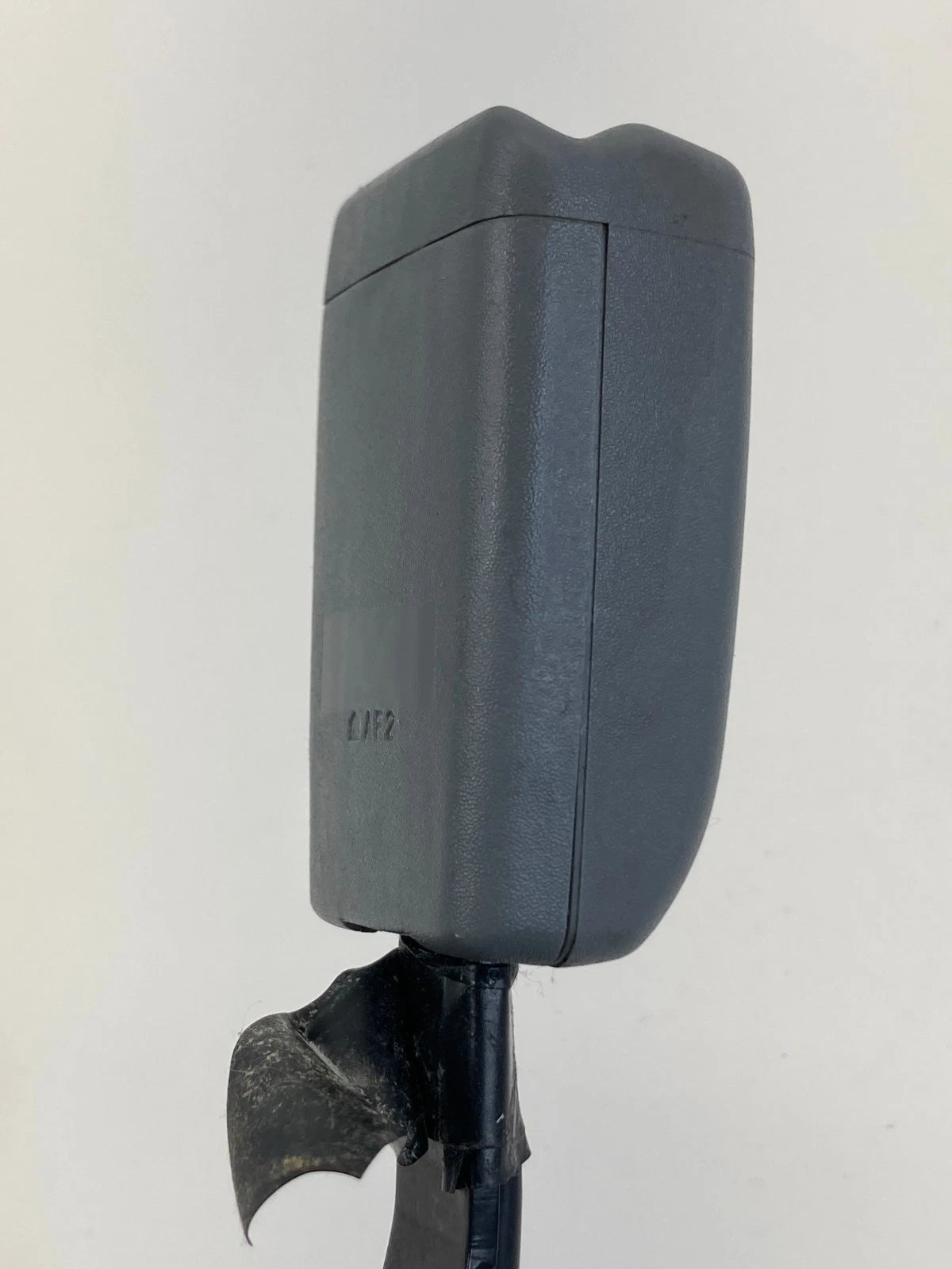 2005-2010 TOYOTA AVALON FRONT RIGHT PASSENGER SEAT BELT BUCKLE 73230AC090B1 OEM