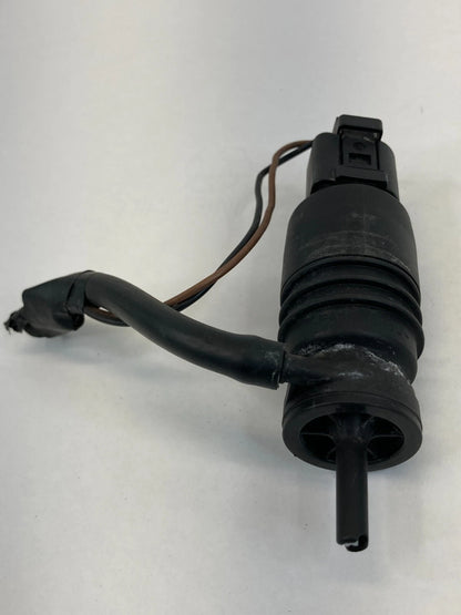 2004-2017 BMW X3 2007-2012 325I FRONT WINDSHIELD WASHER WASH PUMP 1813914725