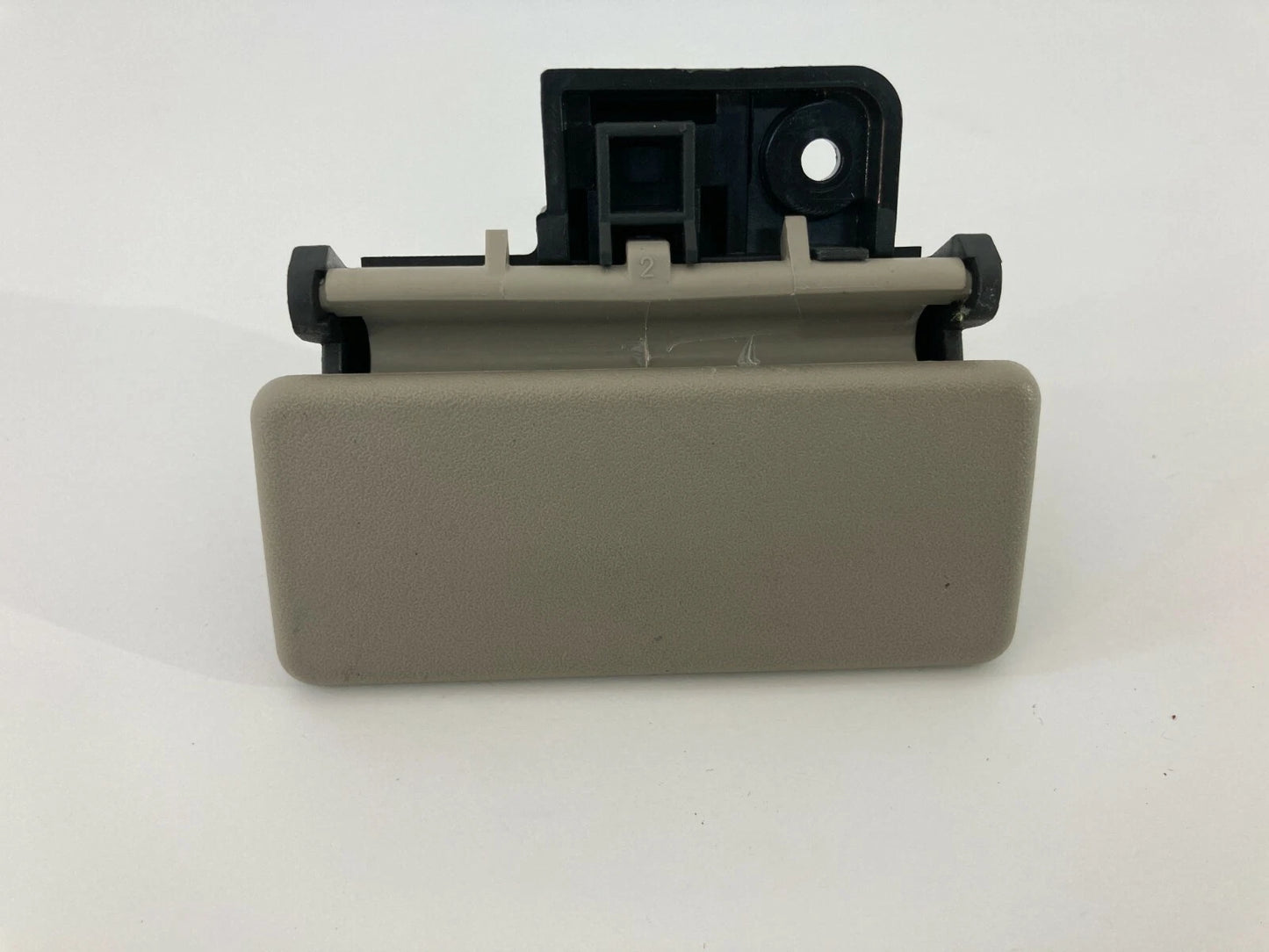 06-09 FORD FUSION 06-09 MERCURY MILAN GLOVE BOX LOCK LATCH HANDLE F23-1706004
