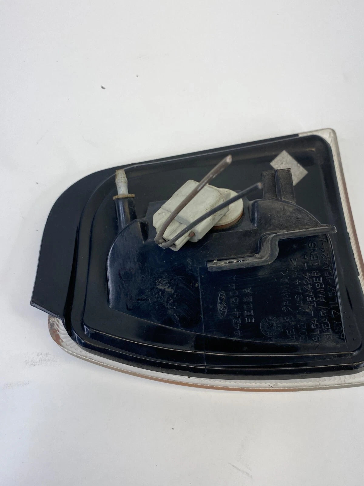 06-11 FORD RANGER FRONT RIGHT PASSENGE SIDE TURN SIGNAL LIGHT LAMP 1L5X-15A424-A