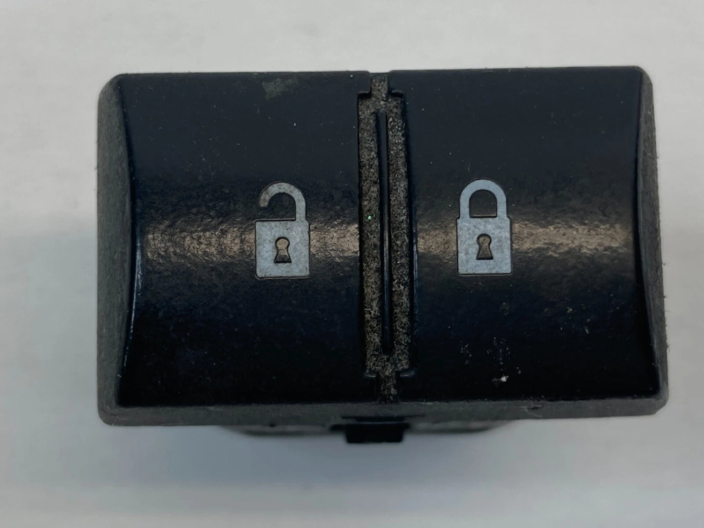 2005-2010 CHEVROLET COBALT FRONT LEFT SIDE DOOR LOCK CONTROL SWITCH 15777136