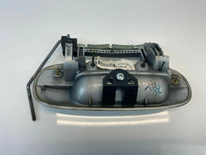 03-07 CADILLAC CTS REAR LEFT OUTER EXTERIOR DOOR HANDLE ASSEMBLY 25753678 OEM