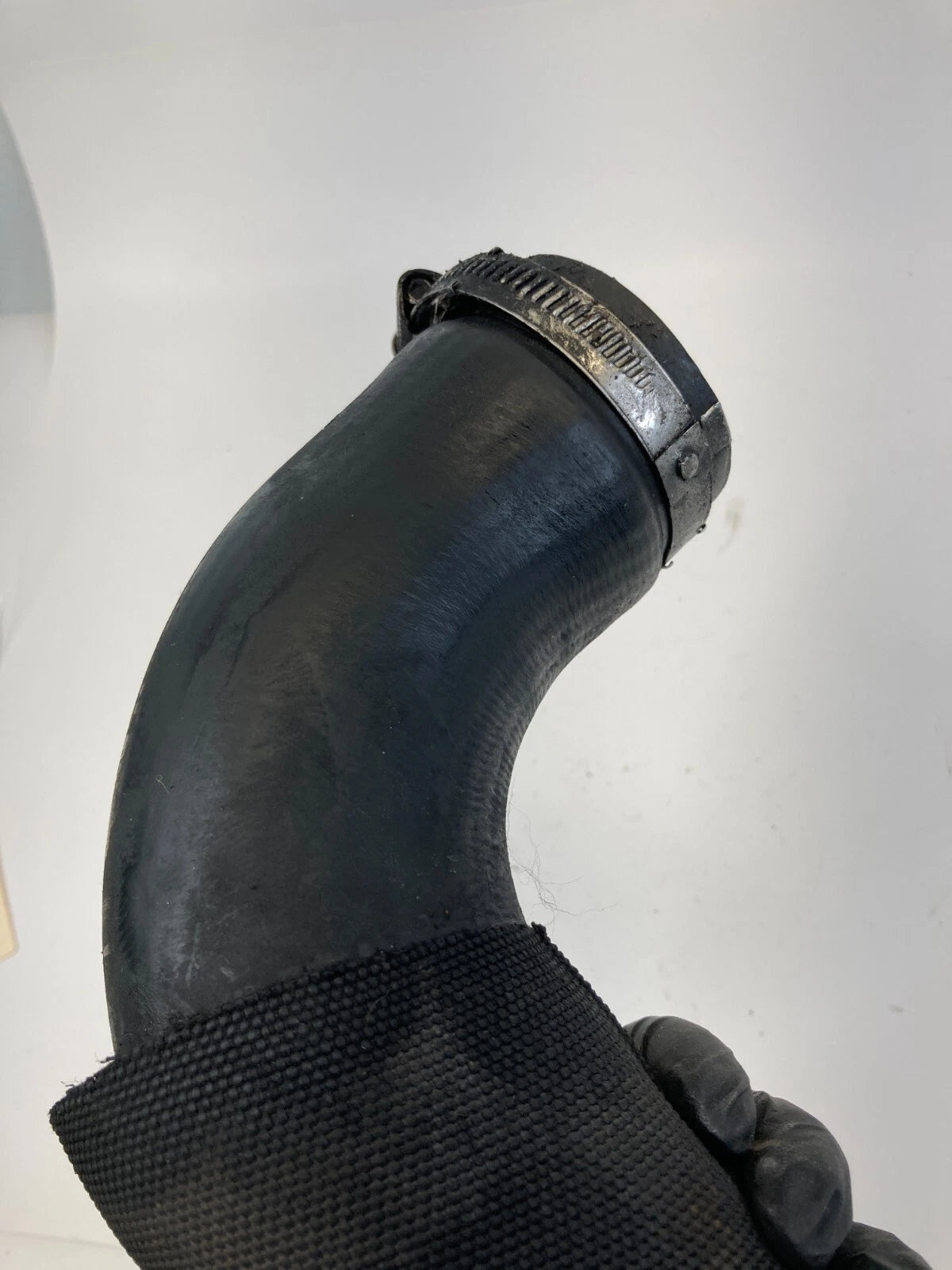 2009-2016 AUDI A4 QUATTRO 2.0L UPPER PRESS INTERCOOLER HOSE PIPE TUBE 8K0145737