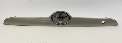 2003-2008 Toyota Corolla Rear Trunk Lid Garnish Molding Trim w/ Emblem Badge OEM