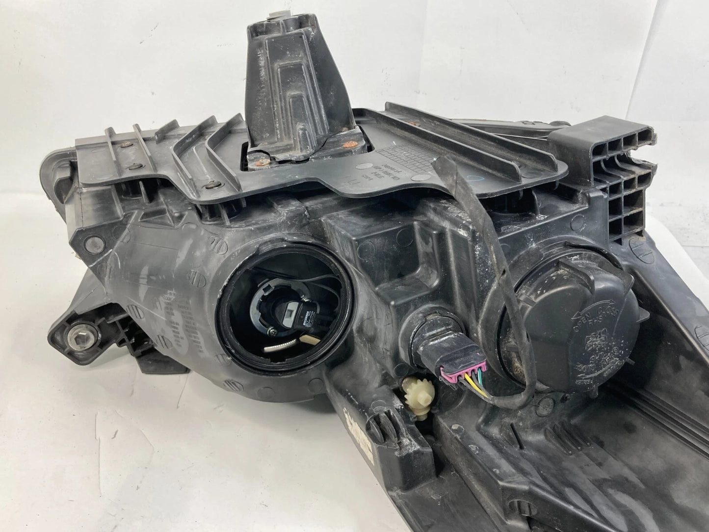 2009-2012 CHEVROLET TRAVERSE FRONT LEFT DRIVER SIDE HEADLIGHT HEADLAMP HALOGEN