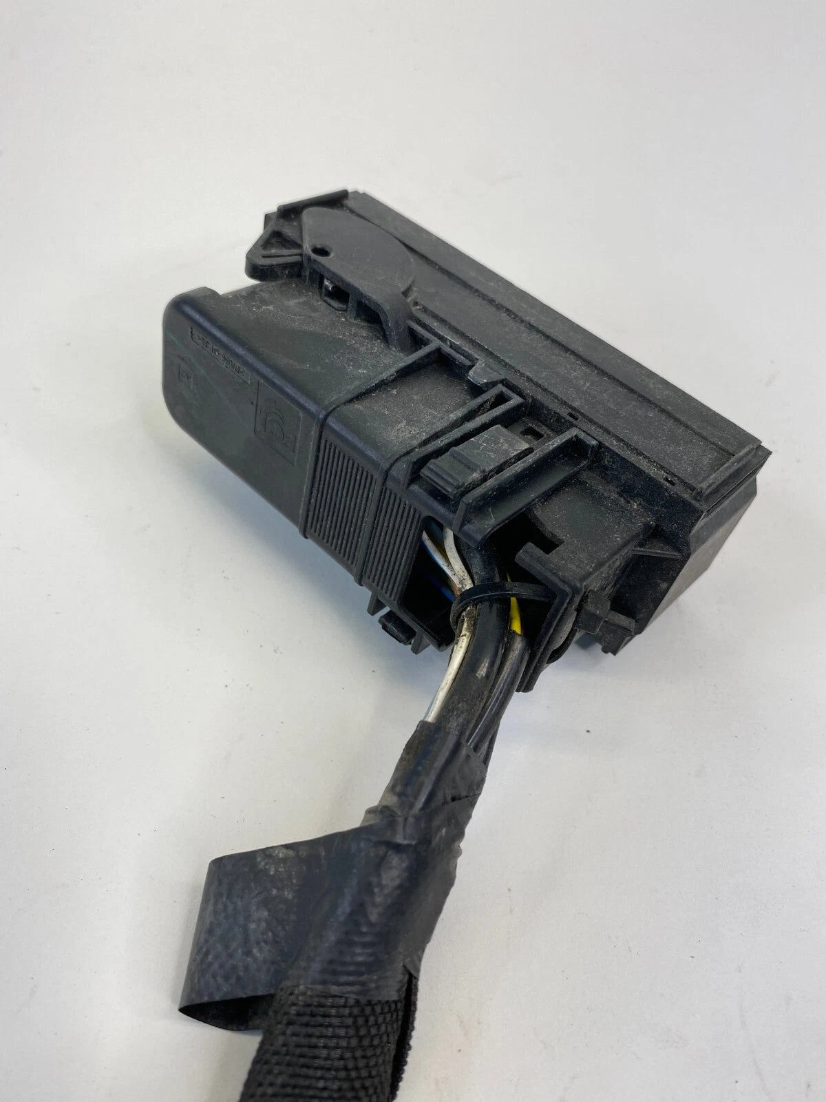 2012-2014 Ford Focus 2.0L L4 ABS Anti Lock Brake Pump Plug Connector Relay OEM