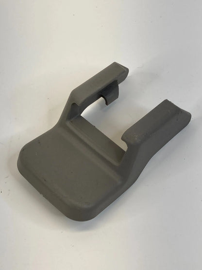 2002 2003 LEXUS ES300 FRONT RIGHT PASSENGER SIDE SEAT TRACK END COVER CAP TRIM