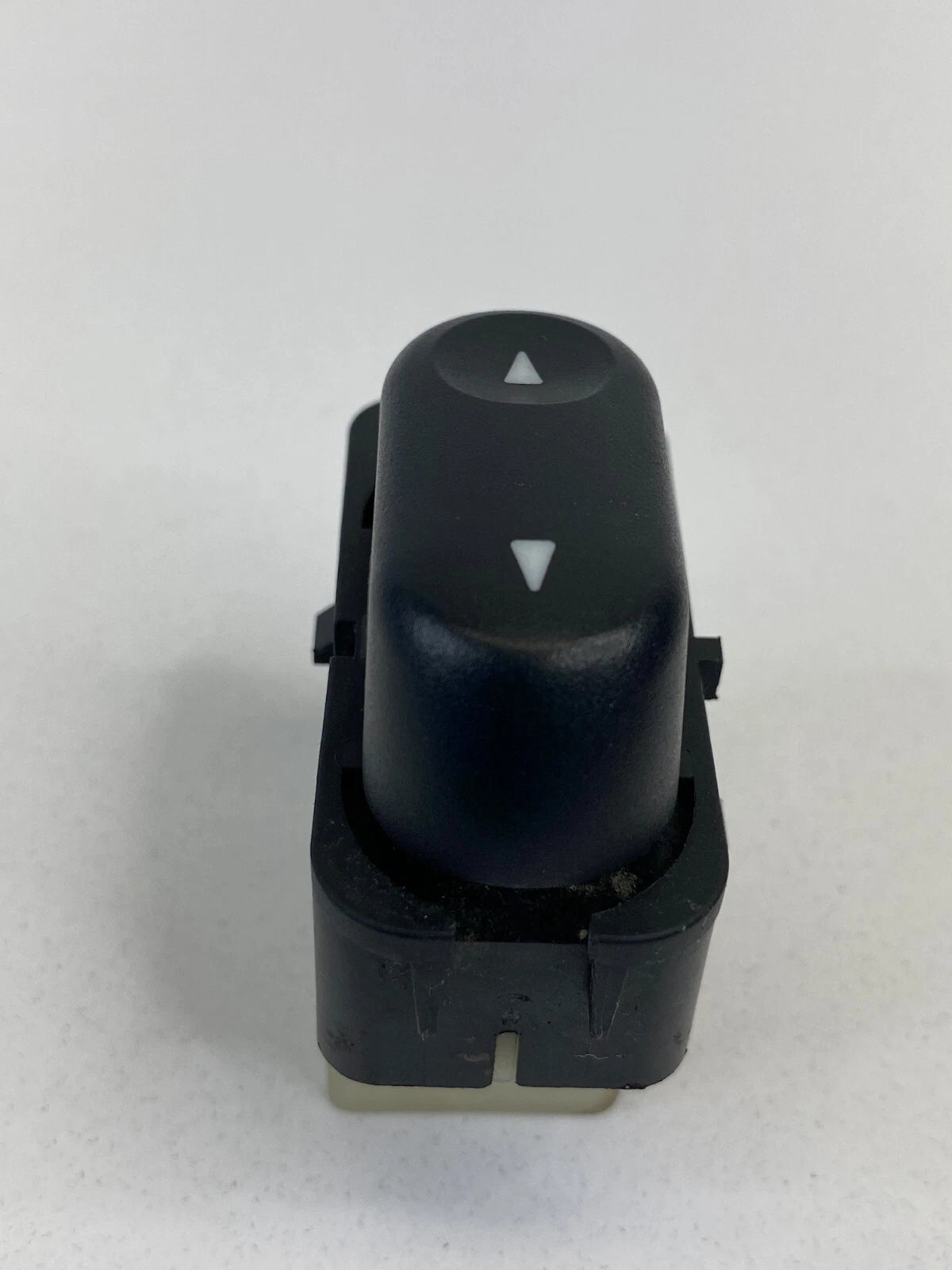 2000-2007 FORD TAURUS REAR LEFT DRIVER SIDE DOOR WINDOW CONTROL SWITCH YF1T14529