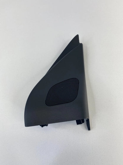 07-13 MITSUBISHI OUTLANDER RIGHT PASSENGER INNER DOOR MIRROR CORNER COVER TRIM
