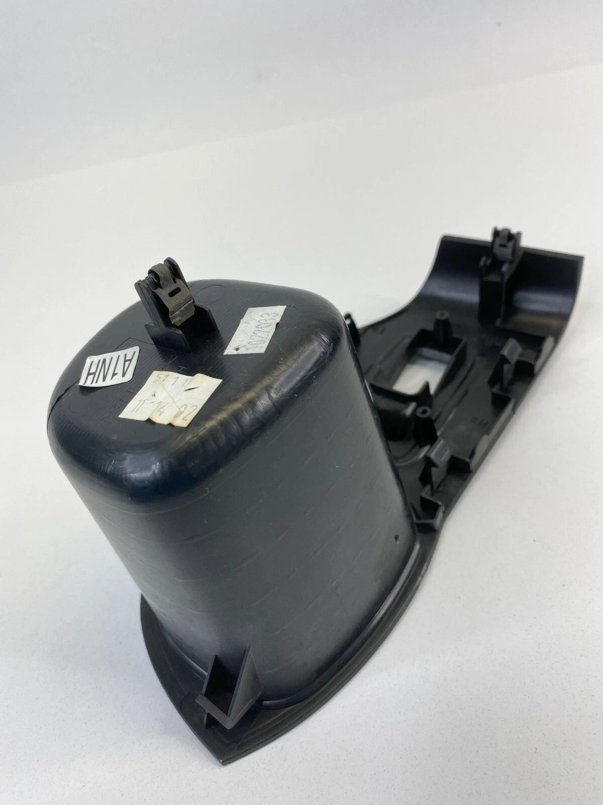 03-05 HONDA PILOT REAR RIGHT SIDE DOOR WINDOW SWITCH COVER TRIM W/ CUP HOLDER