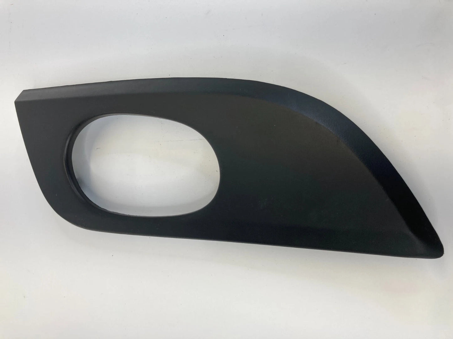 2002-2009 GMC ENVOY FRONT LEFT DRIVER SIDE INTERIOR DOOR HANDLE BEZEL TRIM OEM