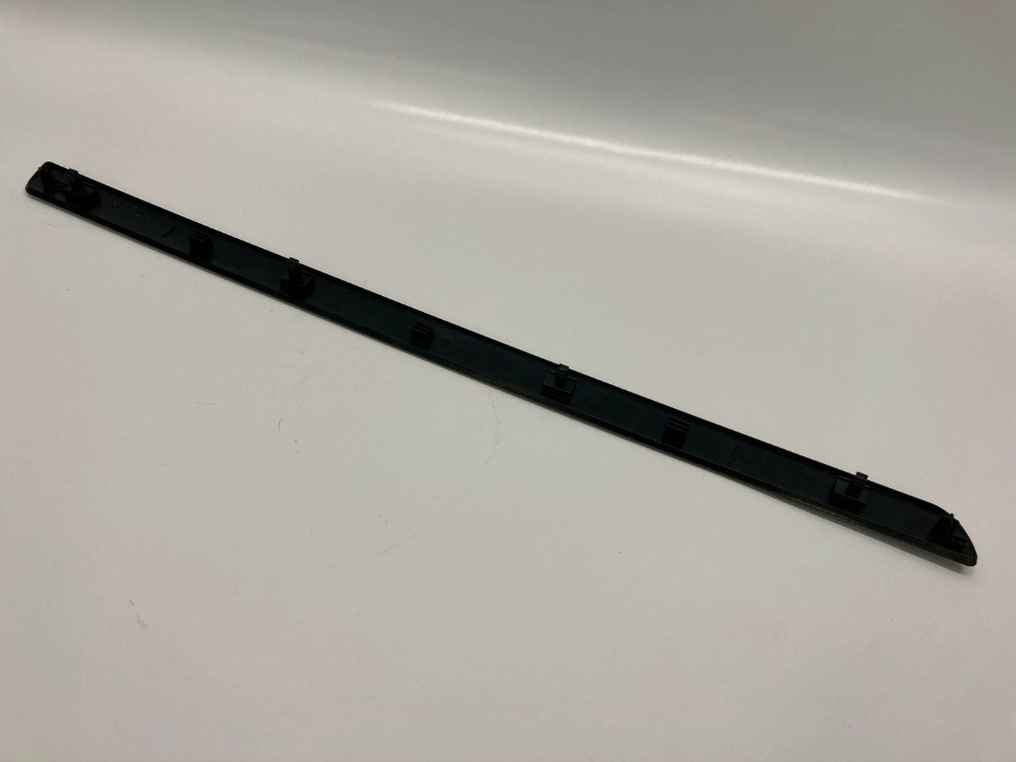 06-10 Volkswagen Jetta 07-16 Eos Dash Right Glove Box Molding Trim 1K1858529 OEM