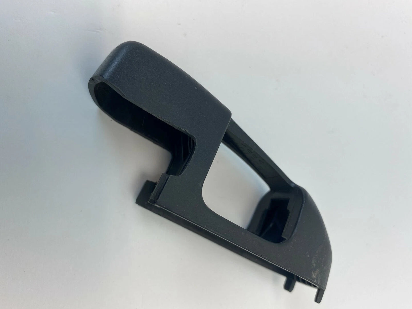 08-12 FORD ESCAPE SEAT BELT UPPER SLIDE HANDLE BUTTON BOLT TRIM COVER 6057049B