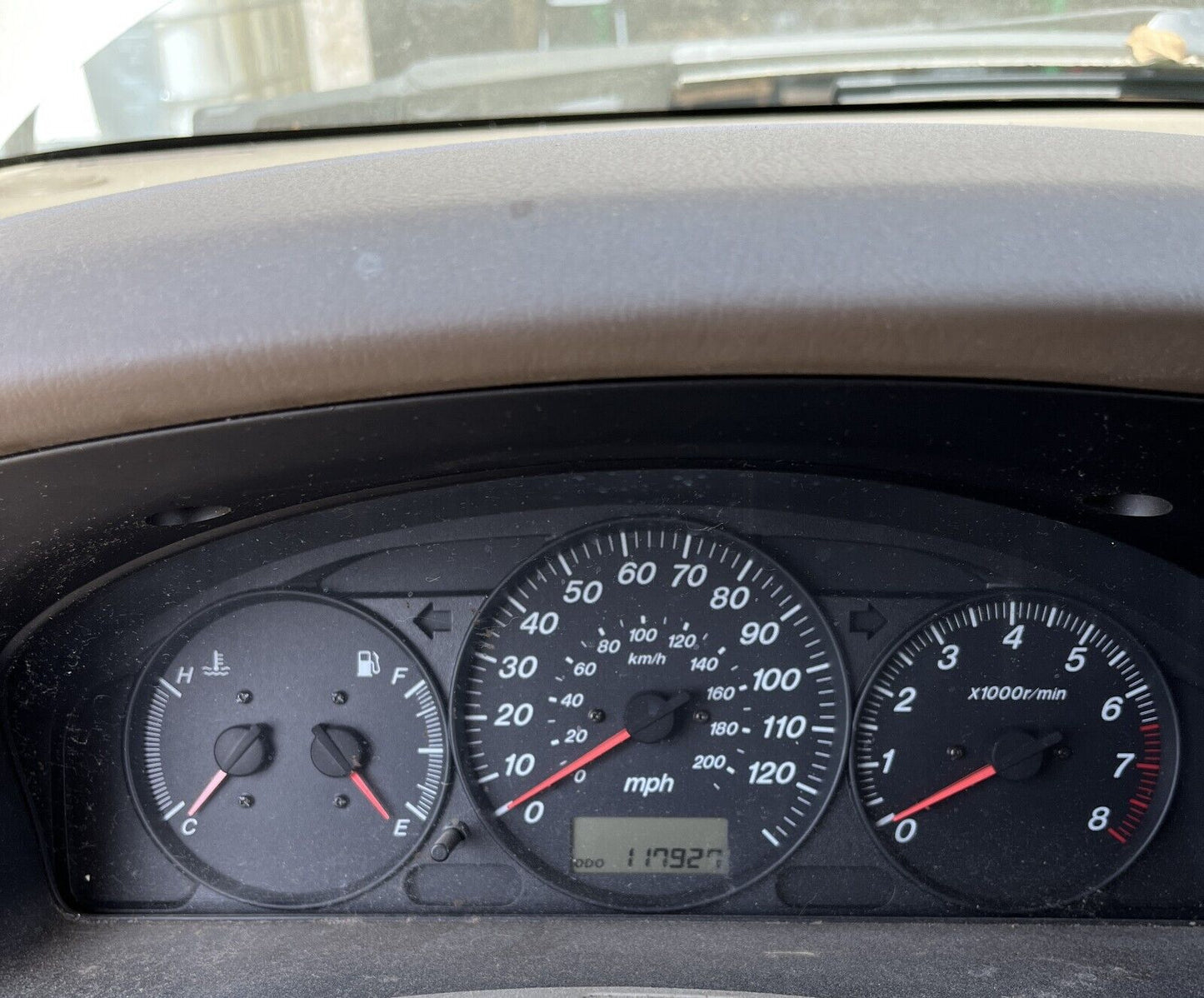 2000 2001 Mazda MPV 2.5L AT MPH Speedometer Instrument Cluster Gauges 117K Miles