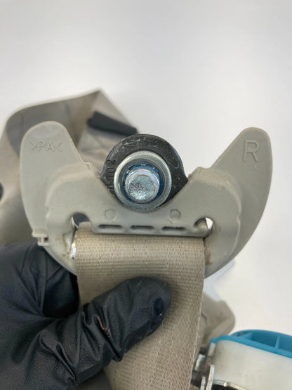 11-13 KIA FORTE FRONT RIGHT PASSENGER SIDE SEAT BELT RETRACTOR PRETENSIONER OEM