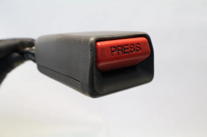 2006 HONDA RIDGELINE FRONT LEFT DRIVER SIDE SEAT BELT BUCKLE RECEPTACLE OEM