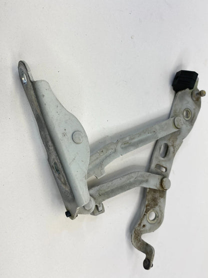 2001-2009 VOLVO S60 S 60 REAR RIGHT SIDE TRUNK TAILGATE TAIL GATE HINGE 30649609