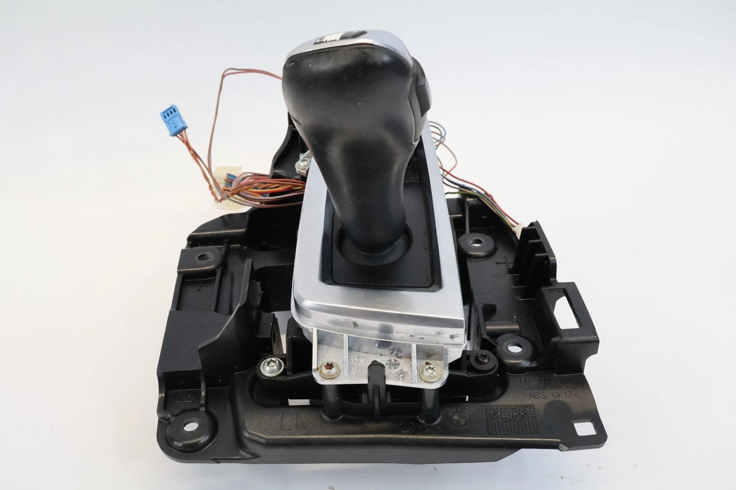 2011-2016 BMW 528i 535i A/T CONSOLE GEAR SHIFTER LEVER & BEZEL 1009967600 OEM
