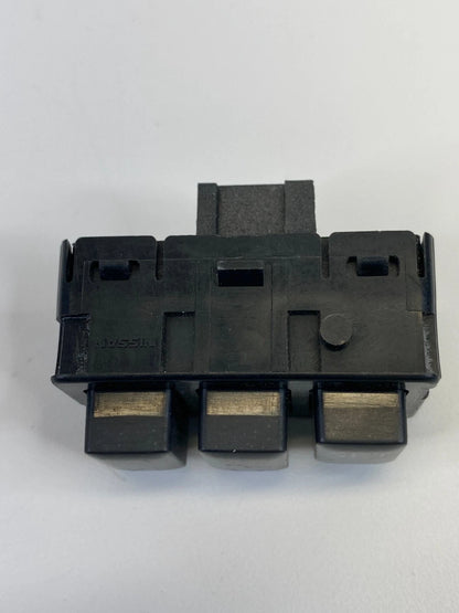 2007 2008 INFINITI G35 FRONT LEFT DRIVER SIDE DOOR MEMORY SEAT CONTROL SWITCH