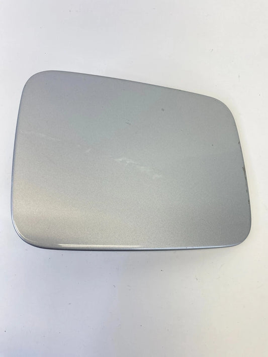 2003-2007 CADILLAC CTS FUEL TANK FILLER DOOR LID COVER SILVER METALLIC OEM
