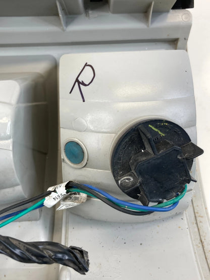 2012-2019 Ford Flex Rear Right Side Tail Light Taillight Lamp CA83-13B504-AB OEM