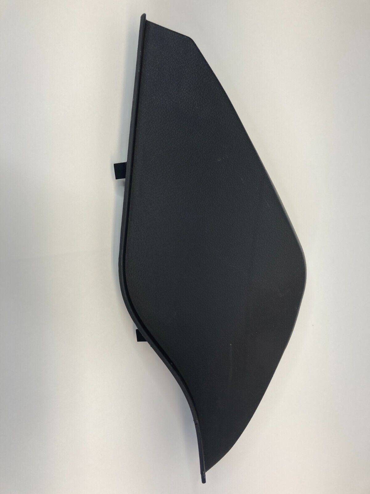 2012-2017 Kia Rio Hatchback Dashboard Right Side End Cap Cover 84767-1W000HU OEM