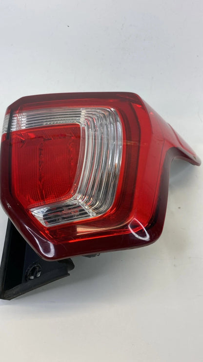 2016-2019 Ford Explorer Police Interceptor Utility Right Taillight Taillamp OEM