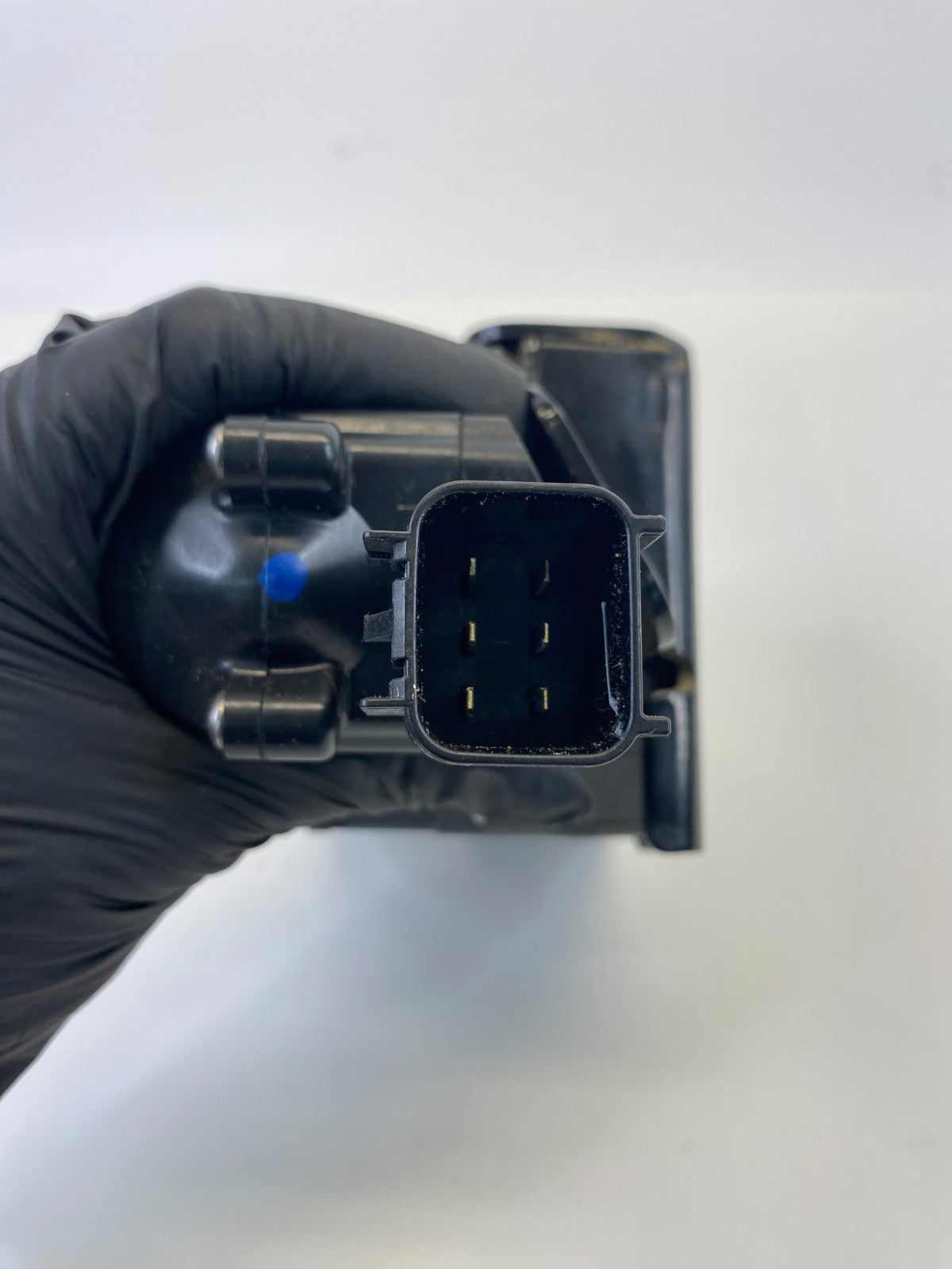 07 08 09 10 11 12 13 14 GMC Yukon Rear Liftgate Trunk Lock Latch Actuator OEM