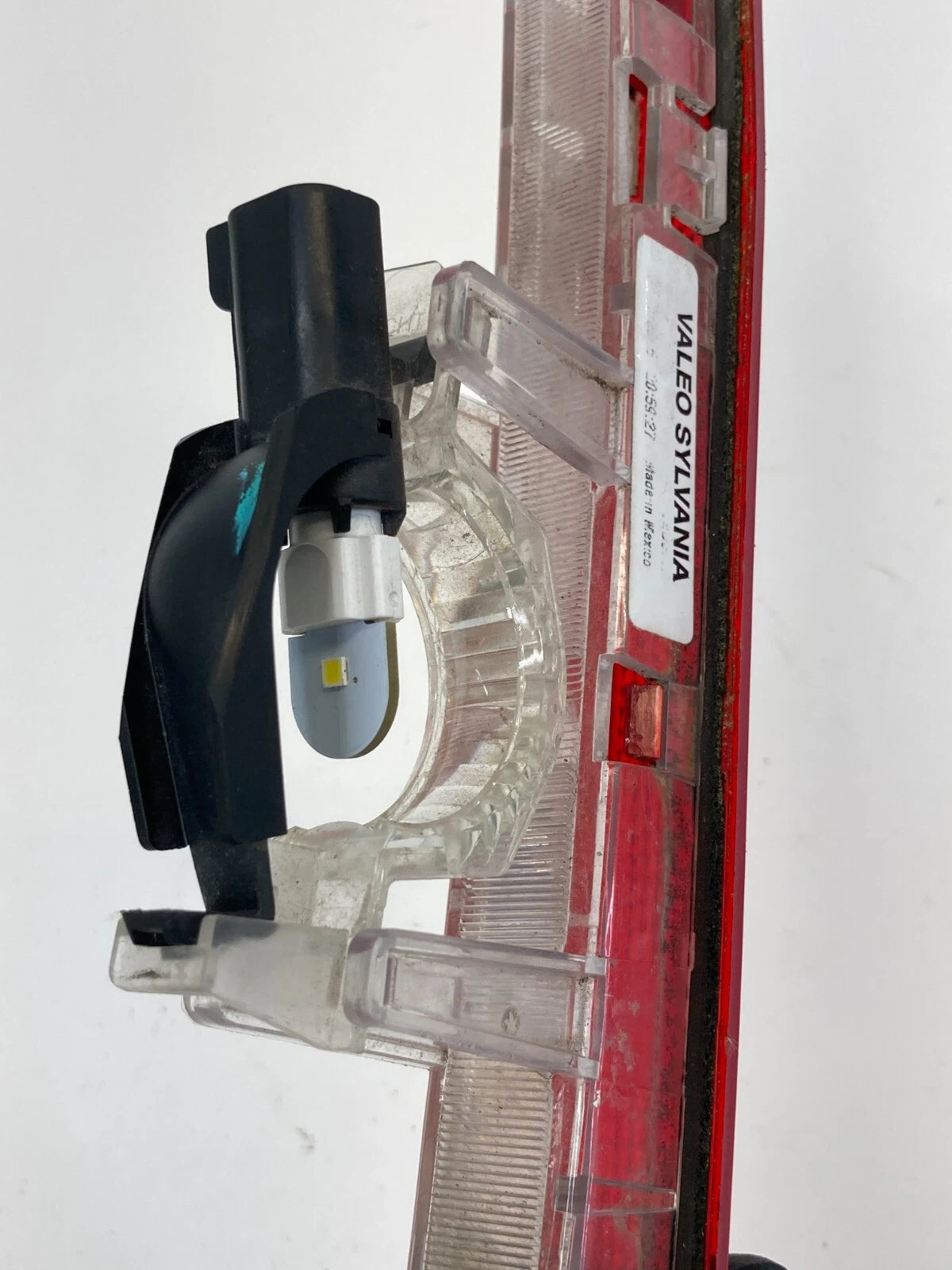 05-09 FORD MUSTANG CONVERTIBLE REAR HIGH THIRD 3RD BRAKE STOP LIGHT 4R3313A613A