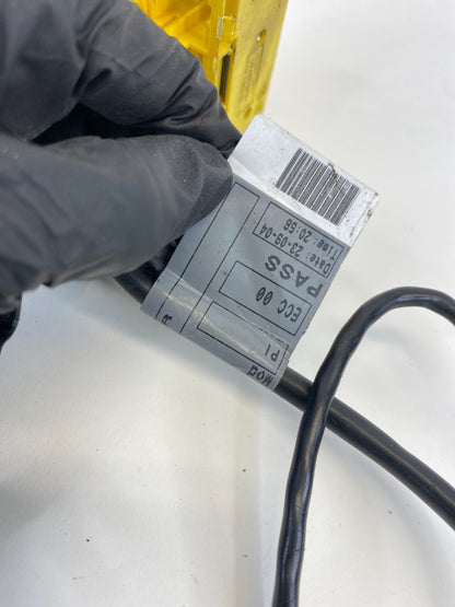 2003-2006 Range Rover Front Right Passenger Side Seat Belt Buckle FR RH OEM