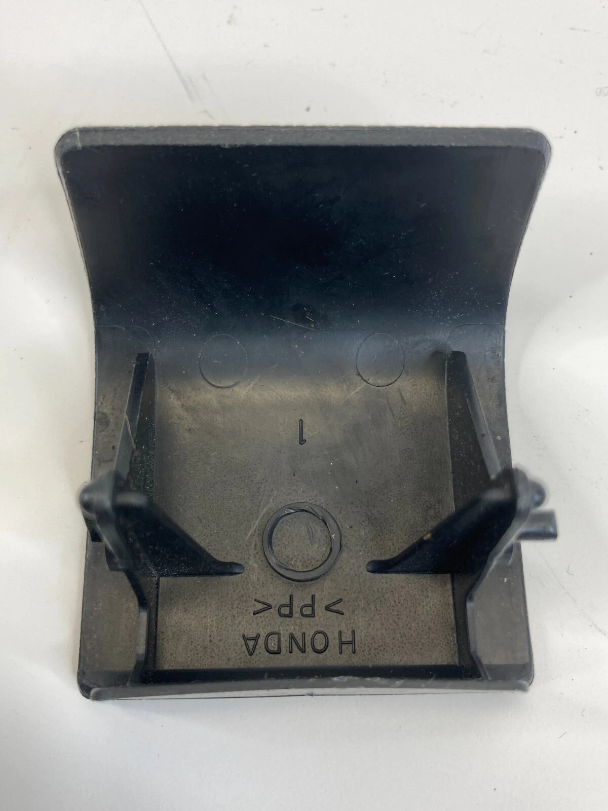 2001 2002 2003 HONDA CIVIC REAR SEAT CHILD ANCHOR LID COVER TRIM